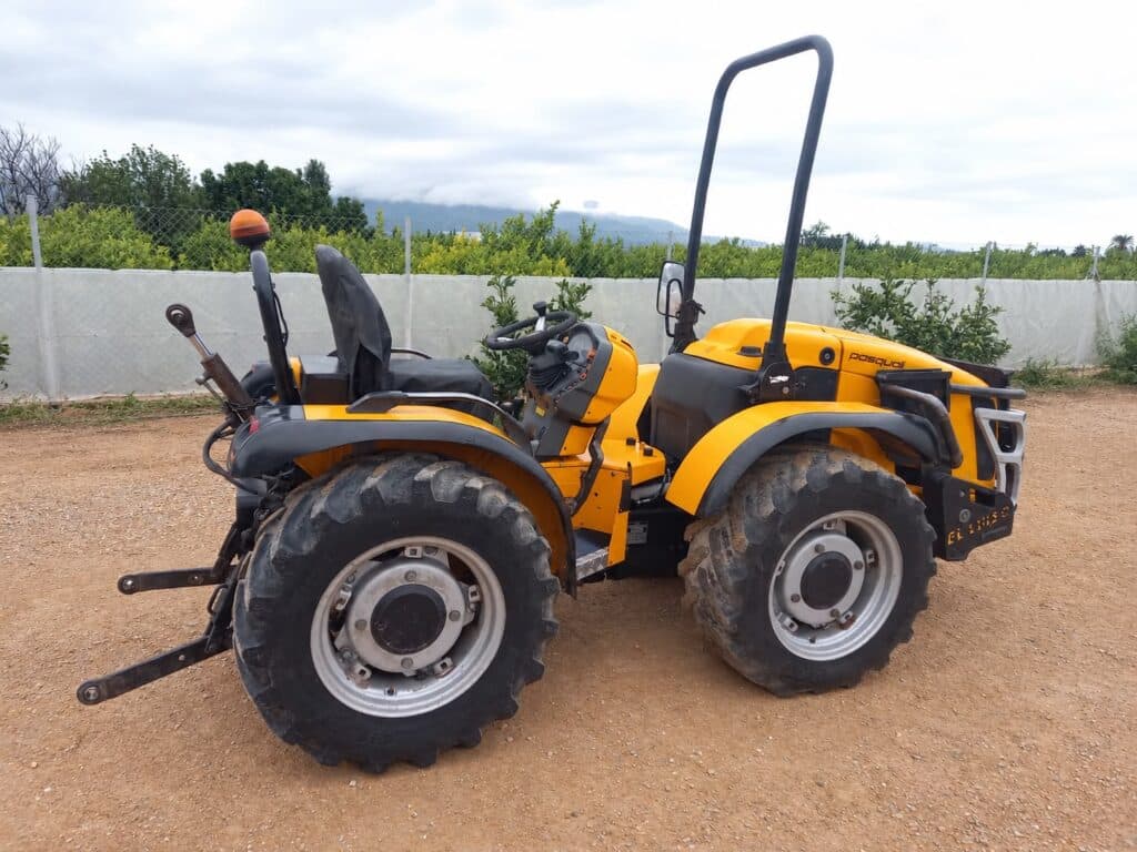 Maquinaria agrícola anunciada: Pasquali K105 Dualsteer con inversor hidráulico